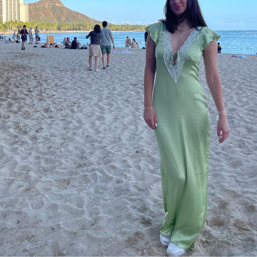 Elegant Green Maxi Dress